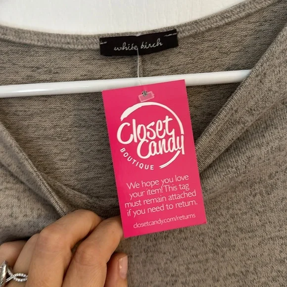 🆕 White Birch Women’s Casual Ruffle Long Sleeved Top NWT - Large - Picture 3 of 3